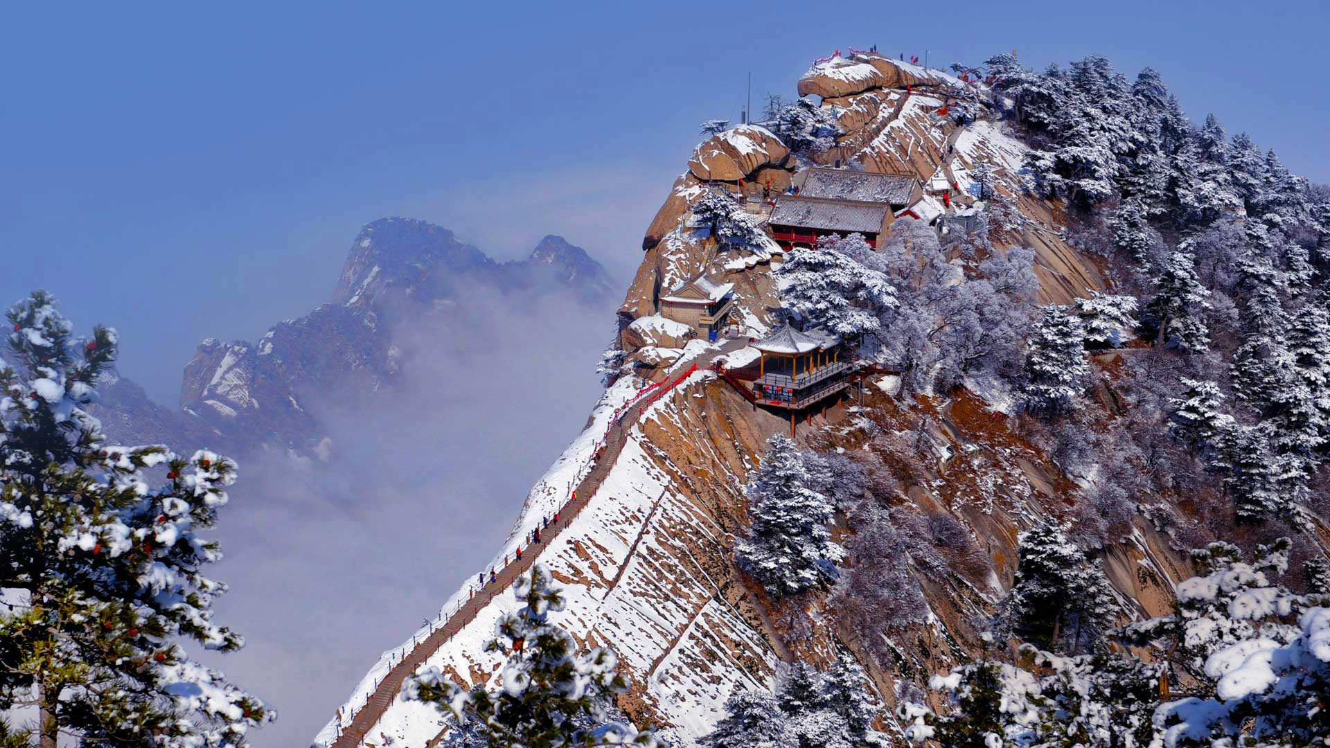 Китай: пешеходный маршрут на горе Хуашань